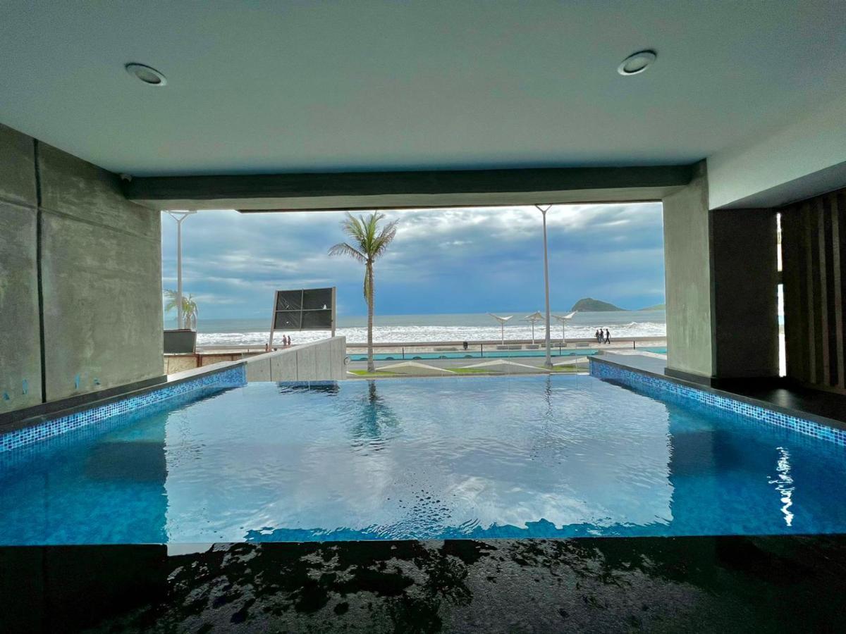 マサトランCatania Malecon 1101 Vista Panoramica Al Marアパートメント エクステリア 写真